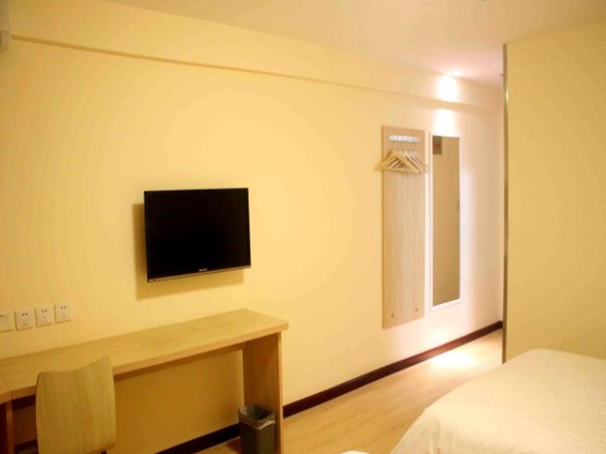 7Days Inn Deyang Zhongjiang Kuishan Park Zewnętrze zdjęcie