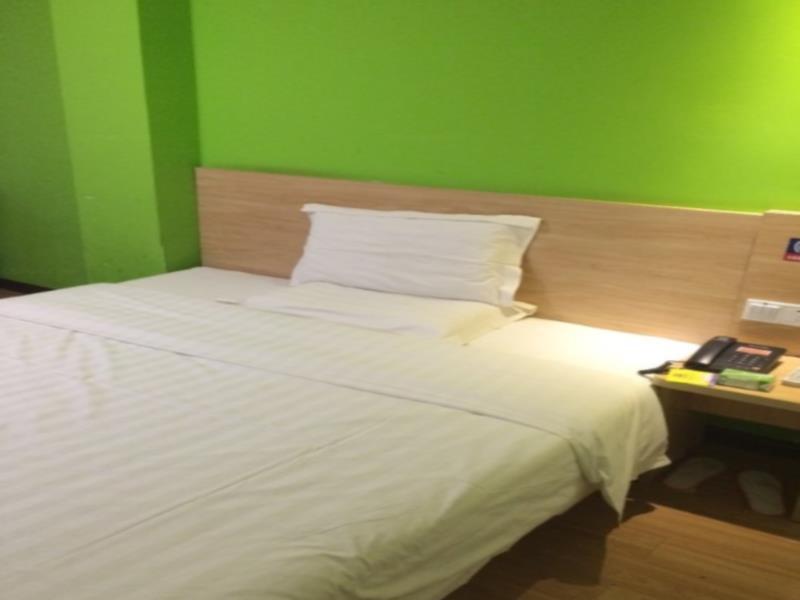 7Days Inn Deyang Zhongjiang Kuishan Park Zewnętrze zdjęcie