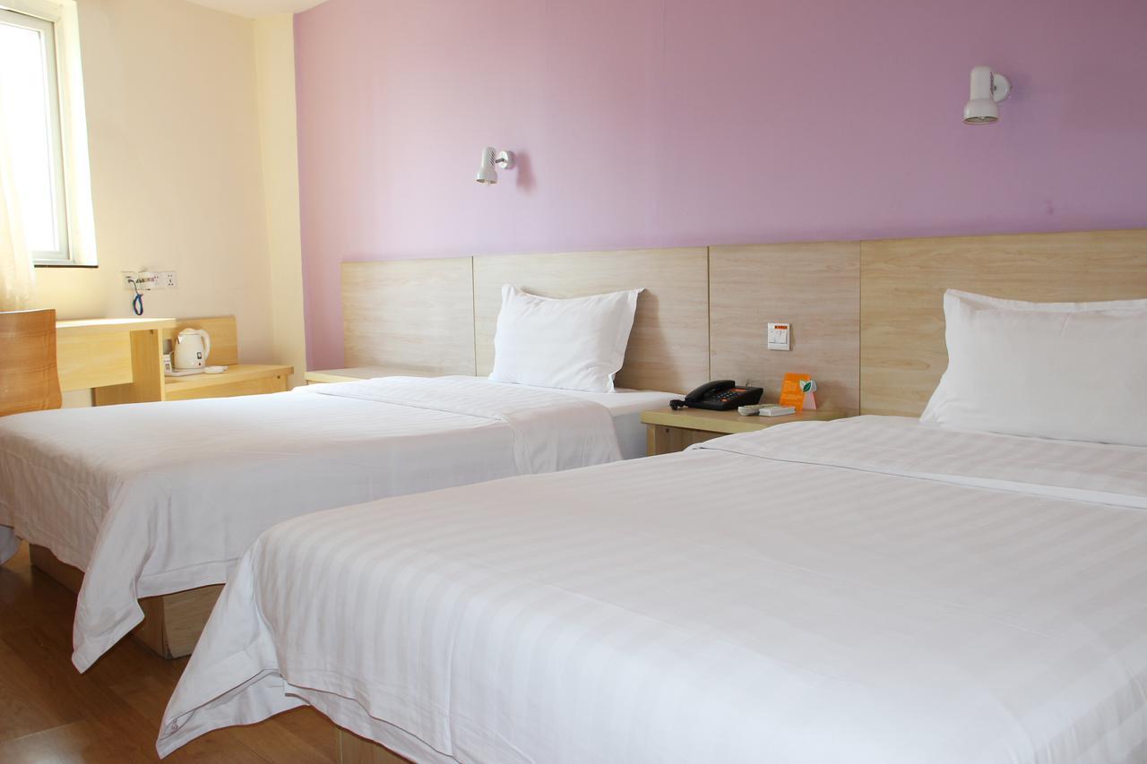 7Days Inn Deyang Zhongjiang Kuishan Park Zewnętrze zdjęcie