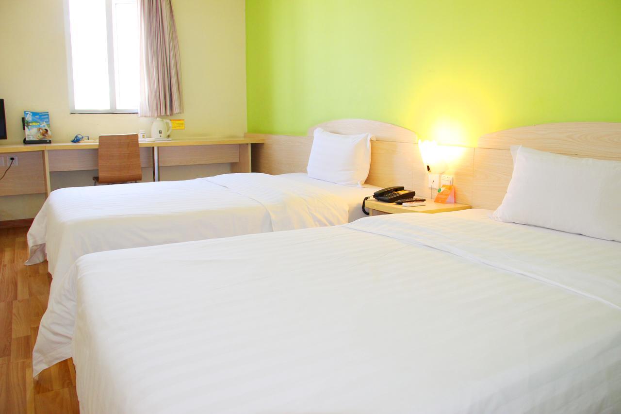 7Days Inn Deyang Zhongjiang Kuishan Park Zewnętrze zdjęcie